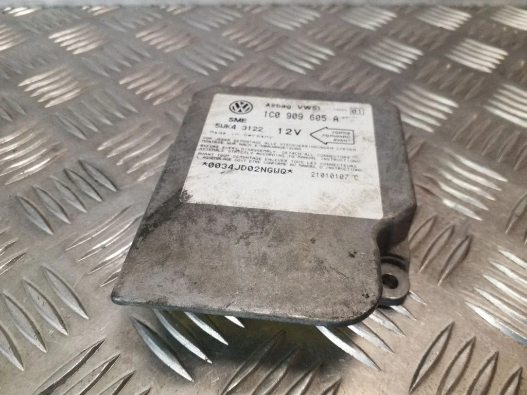 Airbag control unit/module 1C0909605A