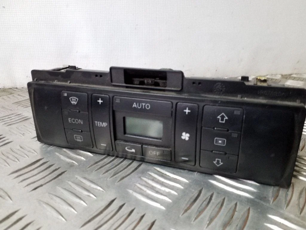 Gaisa kondicioniera/klimata/sildītāja vadības bloks (salonā) – Audi A4 S4 B5 8D (1999-2000)