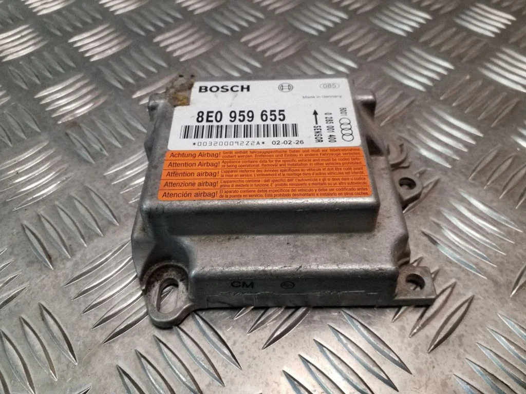 Drošības spilvenu vadības bloks 8E0959655