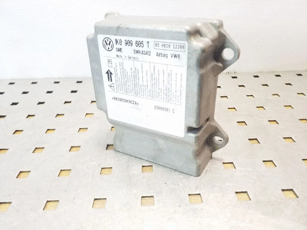 Airbag control unit/module 1K0909605T