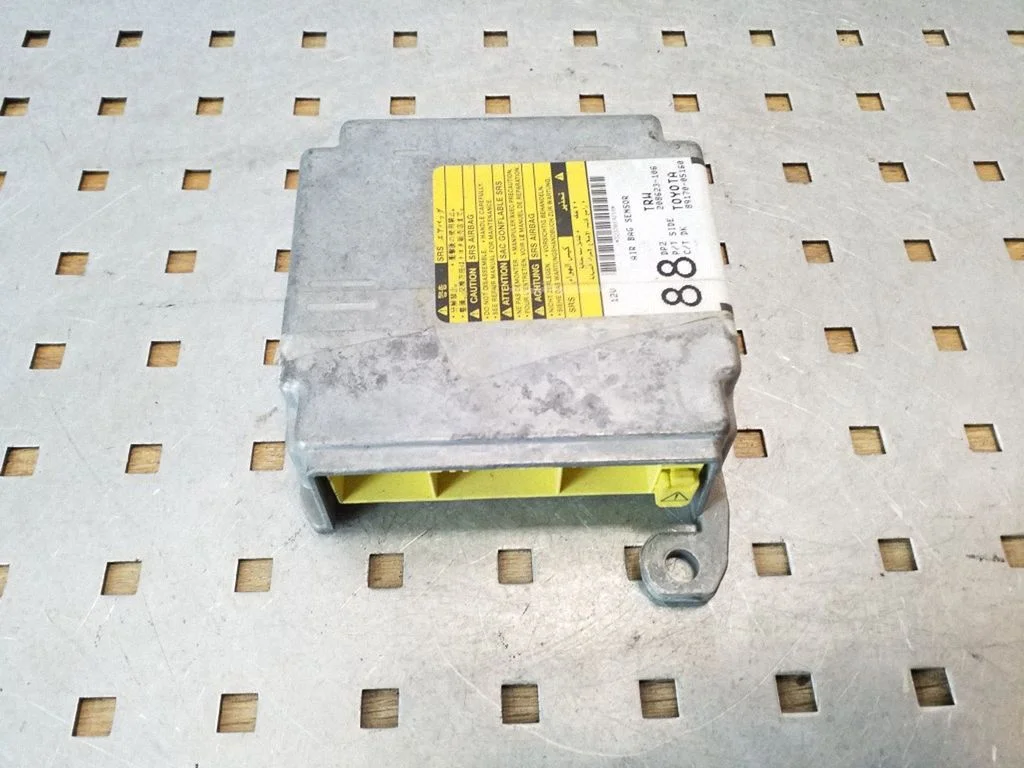 Drošības spilvenu vadības bloks – Toyota Avensis T250 (2003-2006)