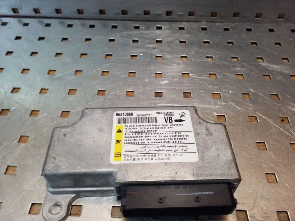 Drošības spilvenu vadības bloks 96810868