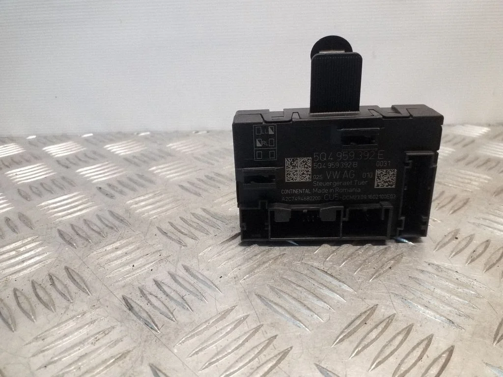 Durvju elektronikas vadības bloks – Skoda Octavia Mk3 (5E) (2013-2019)