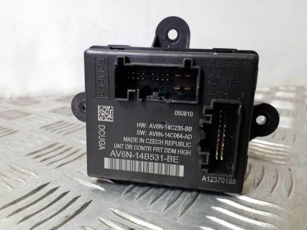 Durų elektronikos valdymo blokas