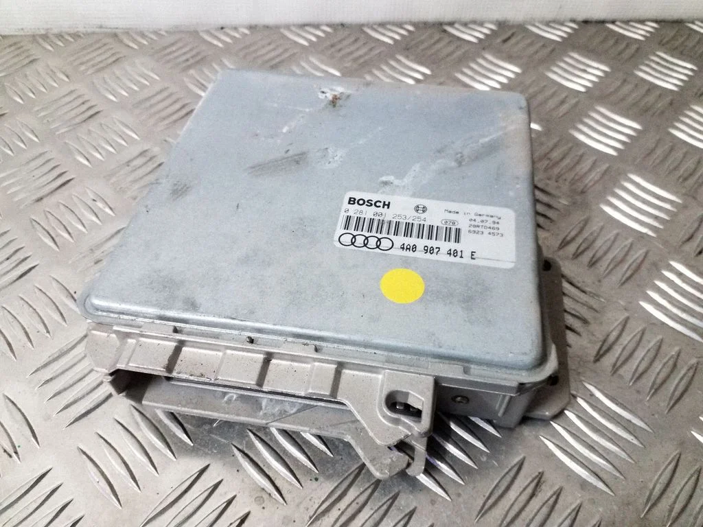 Engine control unit/module – Audi A6 S6 C4 4A (1994-1997)