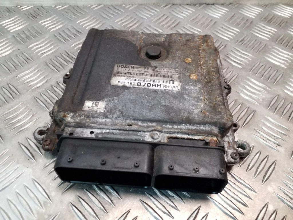 Engine control unit/module 0281014787