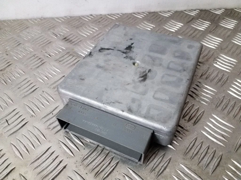 Dzinēja vadības bloks – Ford Focus C-MAX (2003-2010)