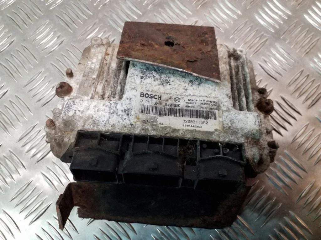Dzinēja vadības bloks 0281011940