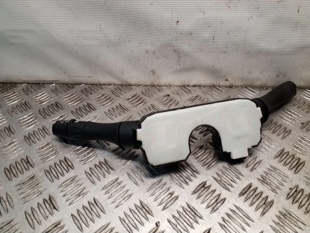 Sviru komplekts – Nissan Juke I F15 (2010-2018)