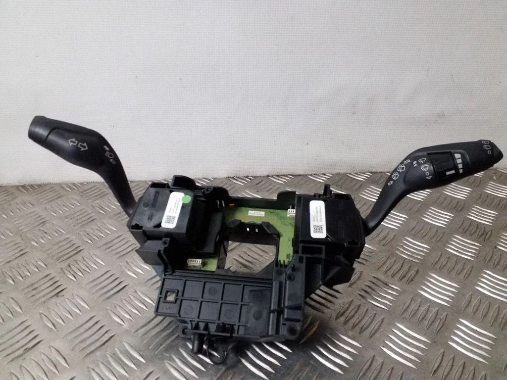 Hoobade komplekt BV6T13N064AJ