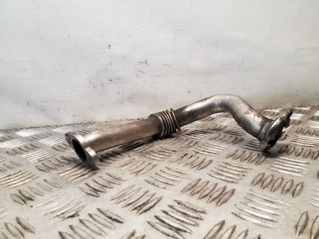 EGR valve line/pipe/hose – Skoda Superb B8 (3V) (2015-2024)
