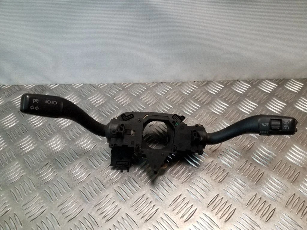Sviru komplekts – Audi A4 S4 B6 8E 8H (2001-2005)