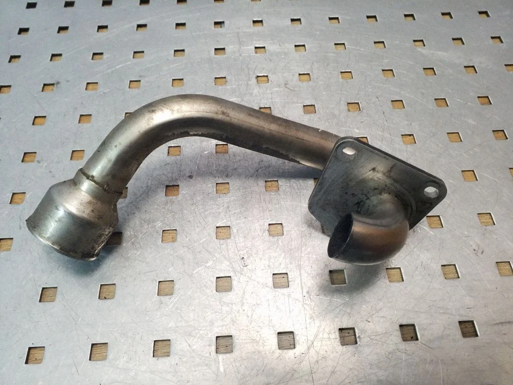 EGR valve line/pipe/hose