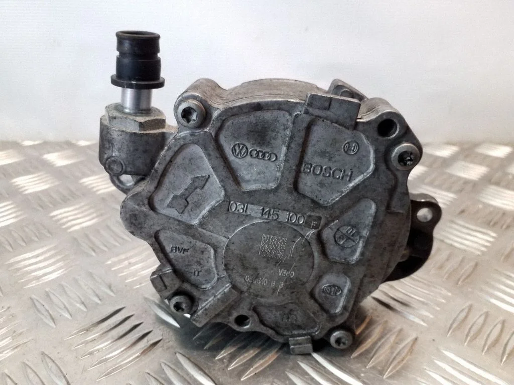 Vaakumpump 03L145100F