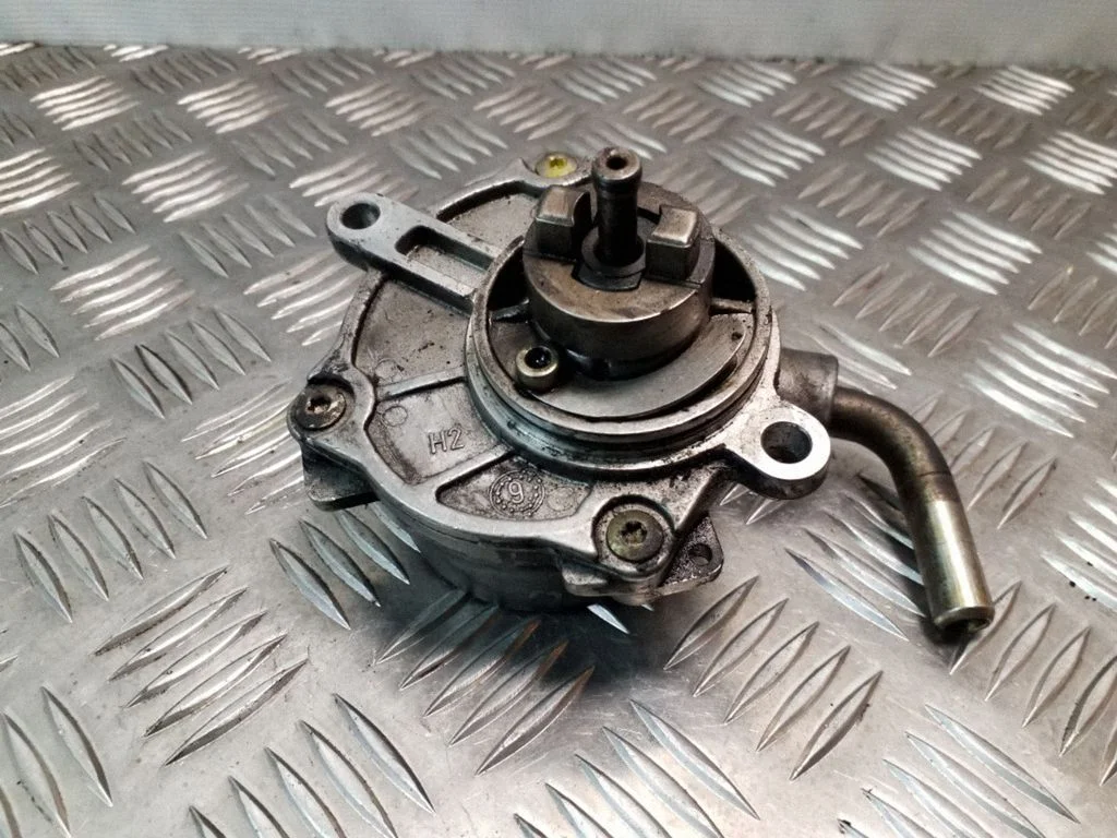 Vaakumpump – Mercedes-Benz Vito Viano W638 (1996-2003)