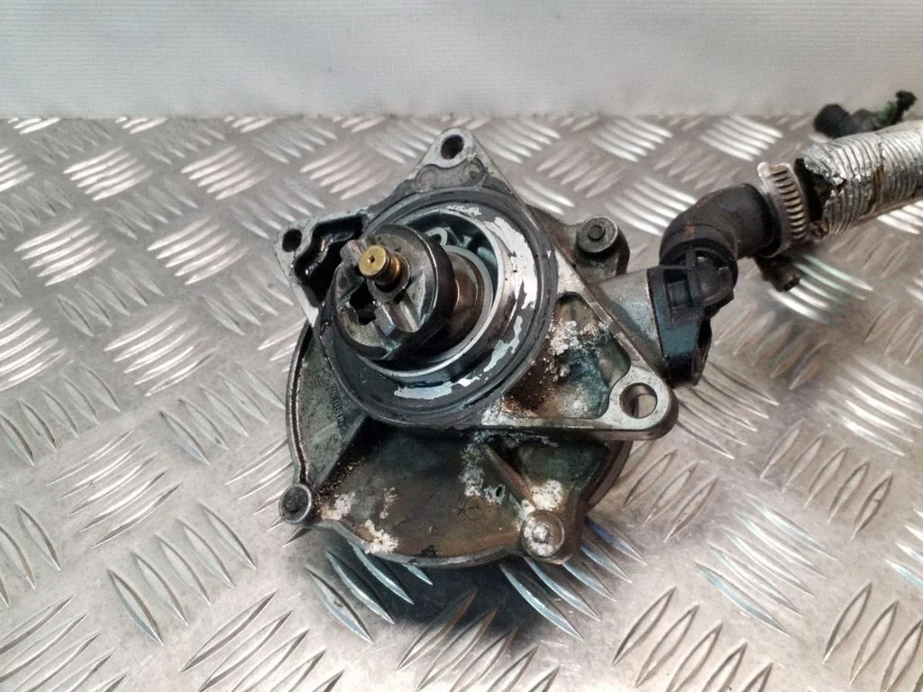 Vaakumpump – Audi A4 S4 B6 8E 8H (2001-2005)
