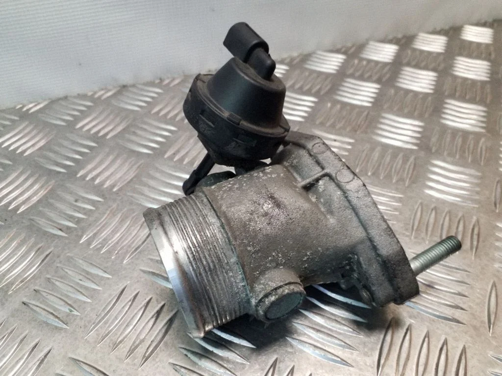 Throttle valve – Audi A4 S4 B6 8E 8H (2001-2005)