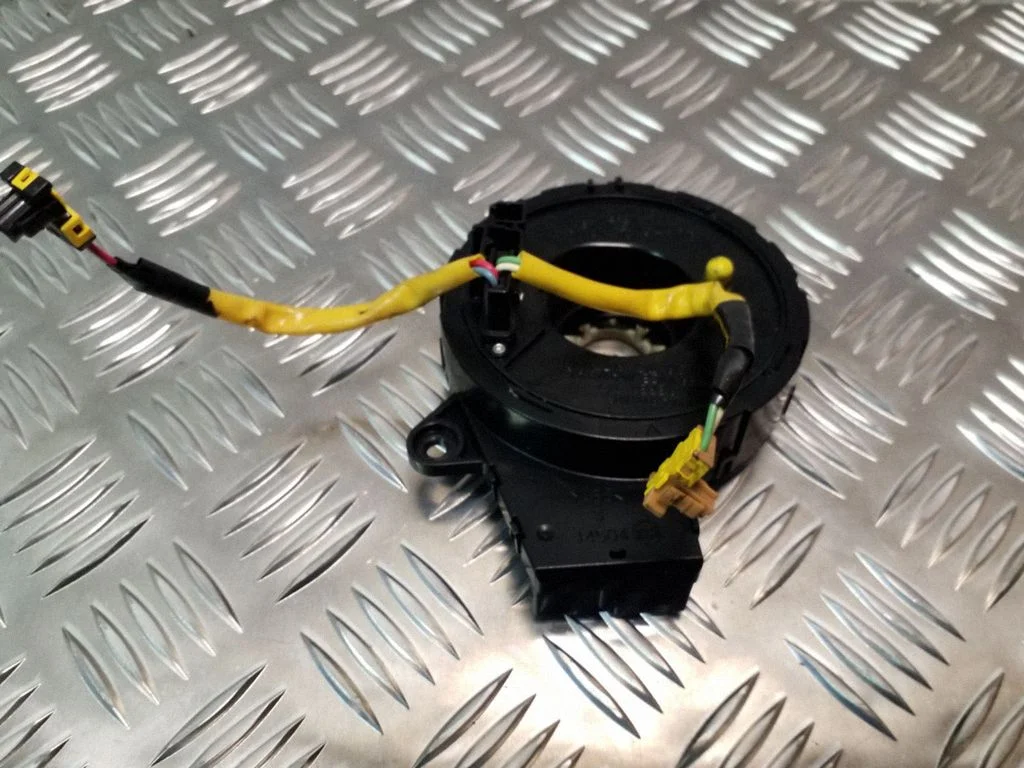 Airbag slip ring squib (SRS ring) – Chrysler Grand Voyager V (2007-2015)