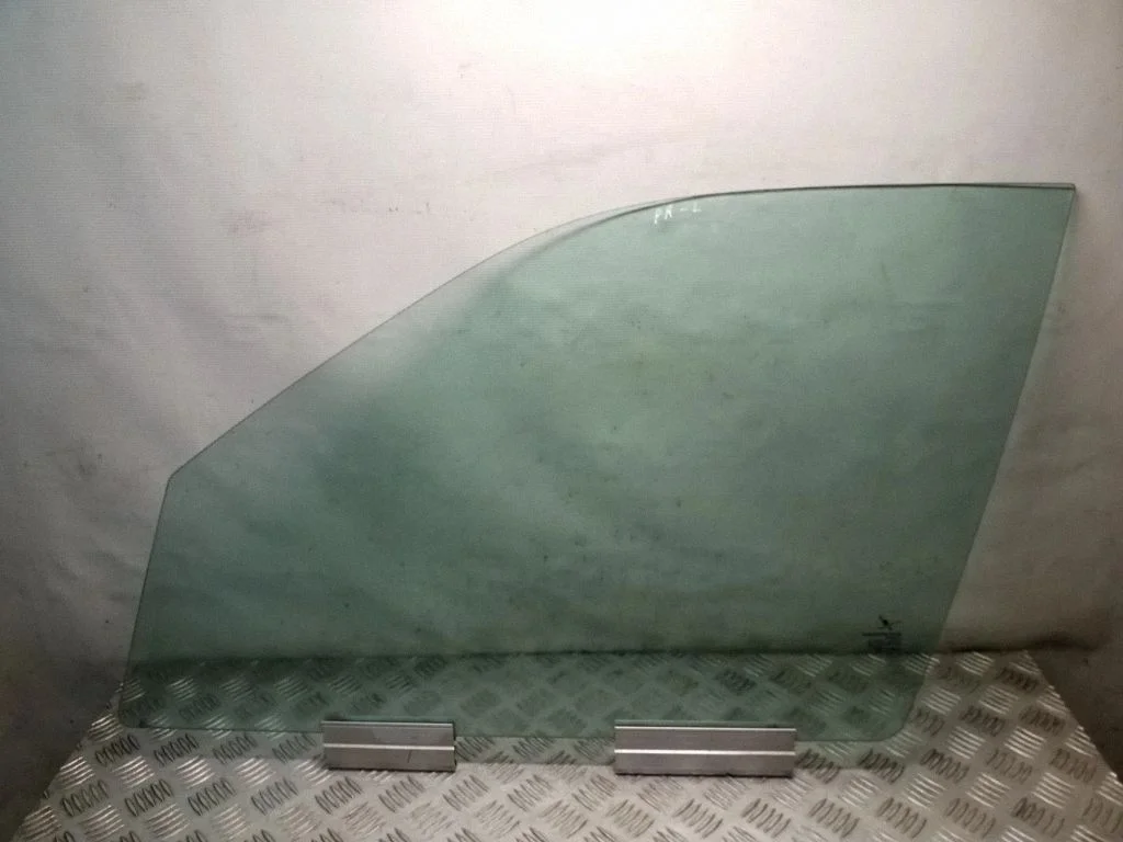 Esiukse põhiklaas (neljaukselise) – Saab 9-5 (1998-2005), vasak