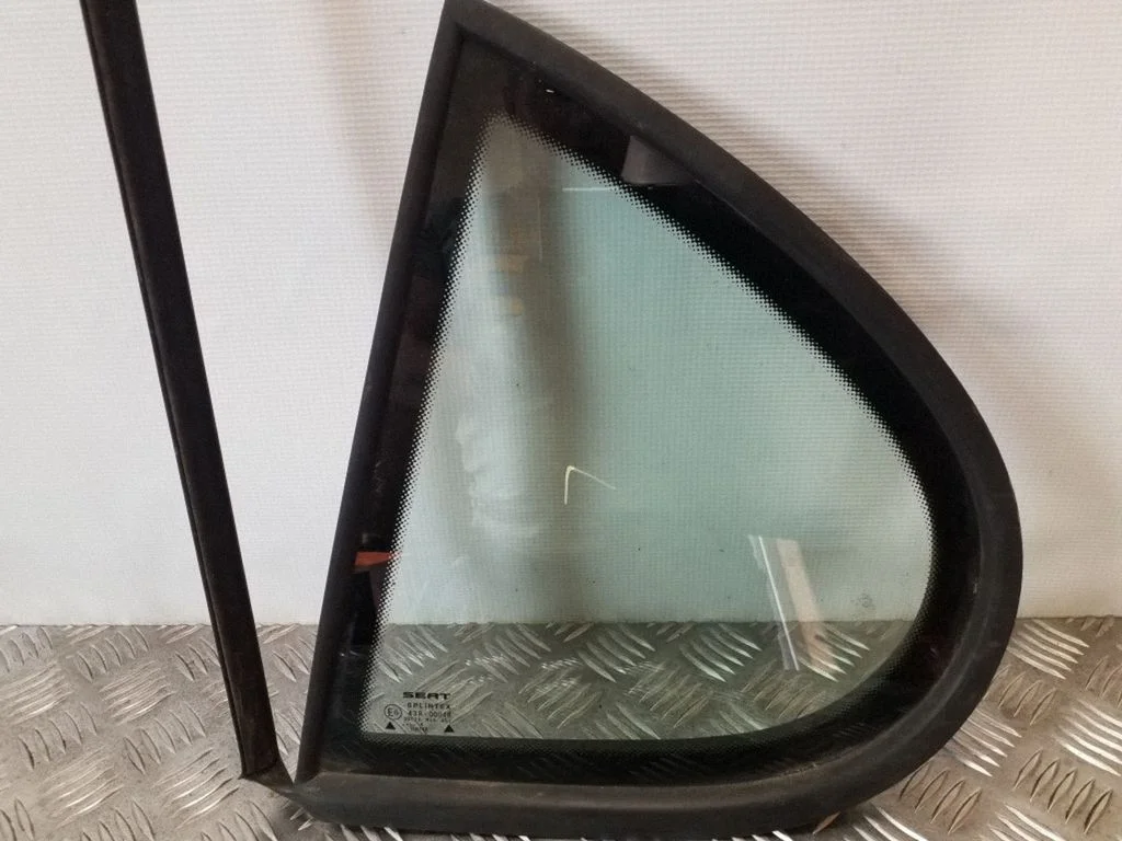 Rear vent window glass – Seat Toledo II (1M) (1998-2006)