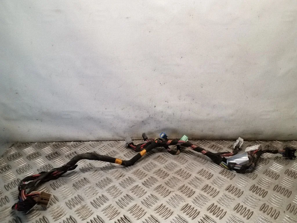 Esiukse juhtmestik X36002603