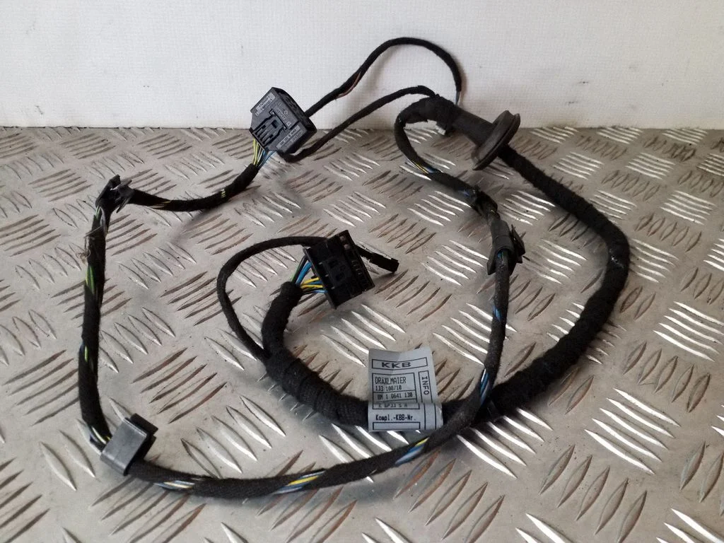 Aizmugurējo durvju vadu instalācija – BMW 7. sērija E65 E66 (2001-2008)