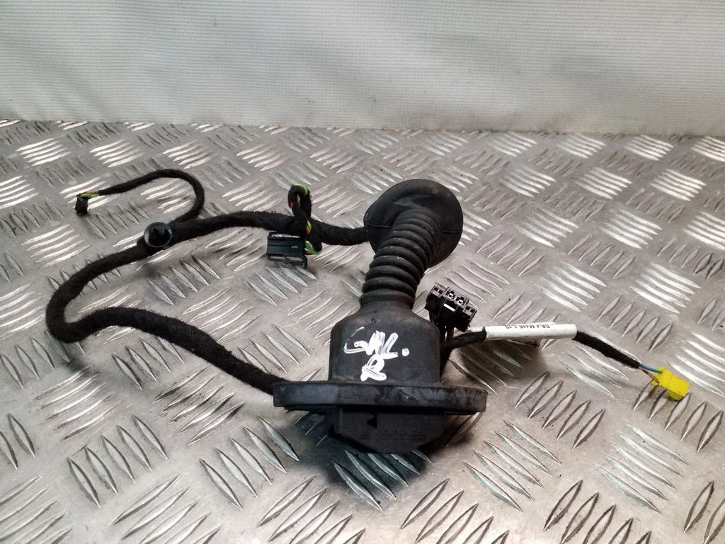 Tagaukse juhtmestik 2214405406