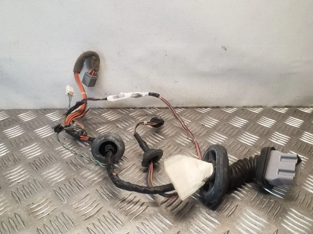Tagaukse juhtmestik 56048791AD