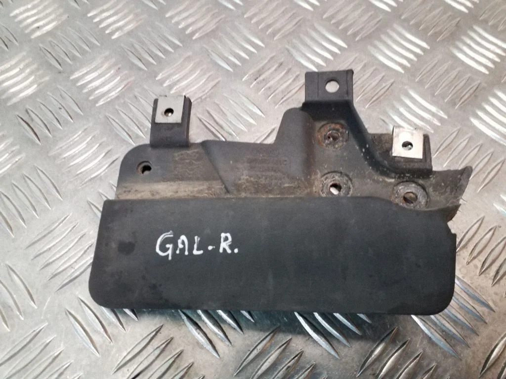 Aizmugurējais dubļusargs – Audi A3 S3 8P (2003-2012)