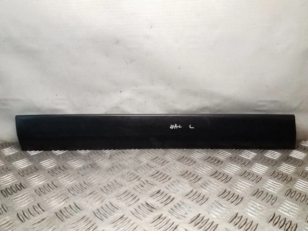 Rear door trim (molding) – Volkswagen Passat B5.5 (2001-2005)