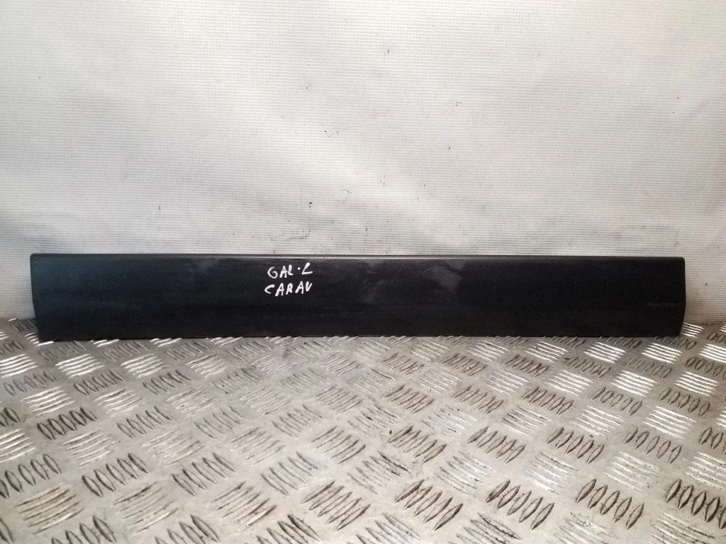 Rear door trim (molding) – Volkswagen Passat B5.5 (2001-2005)