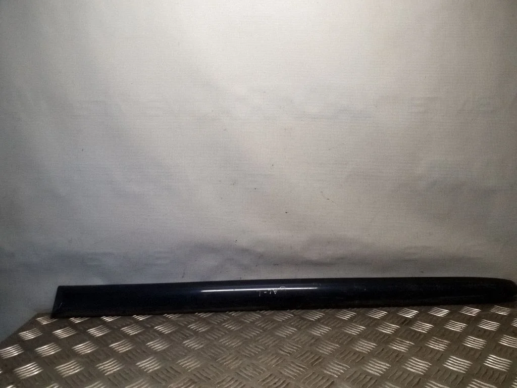 Rear door trim (molding) – Volkswagen Sharan (1996-2000)