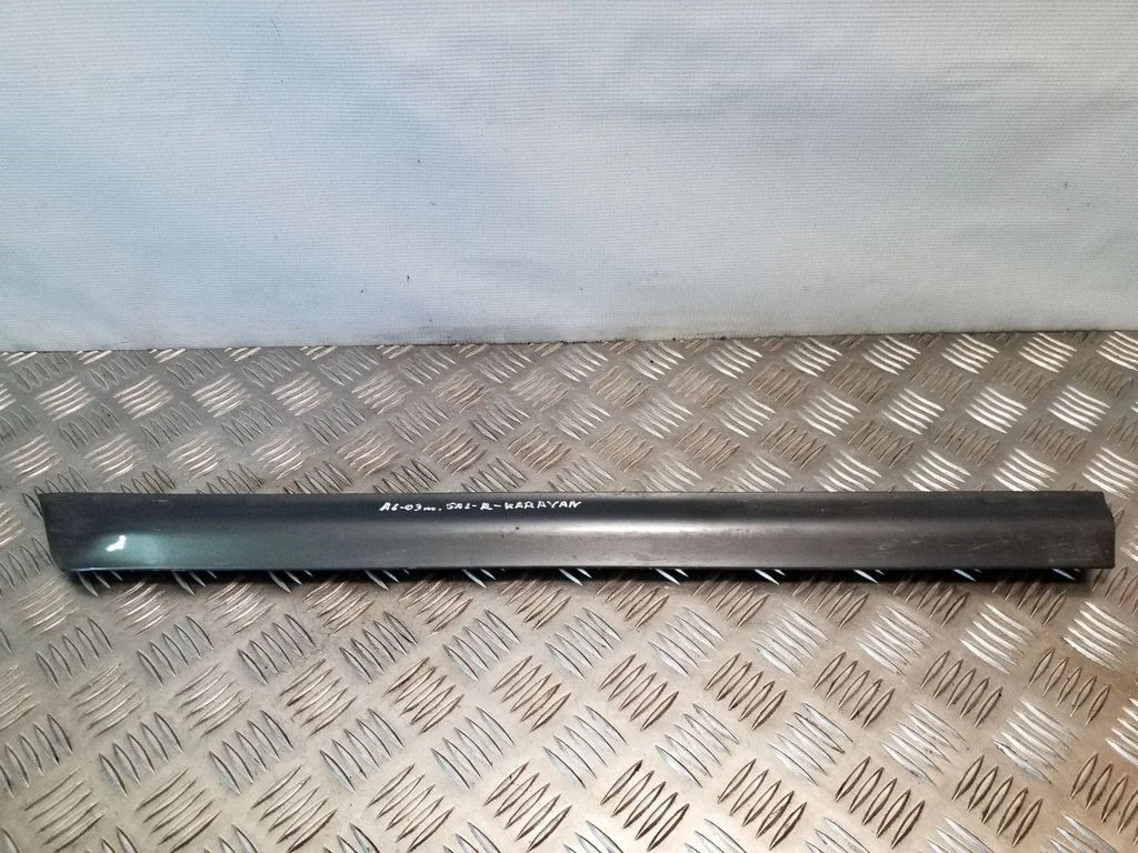 Tagaukse liist (mold) – Audi A6 Allroad C5 (1999-2005)