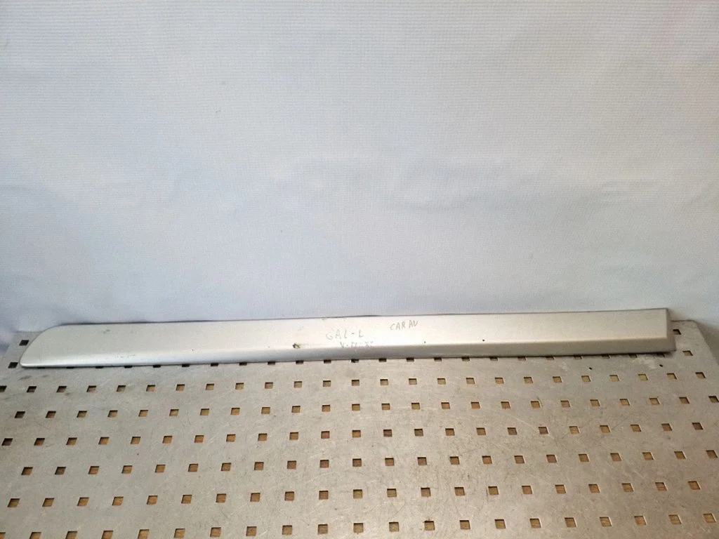 Rear door trim (molding) – Volvo XC70 (2001-2004)