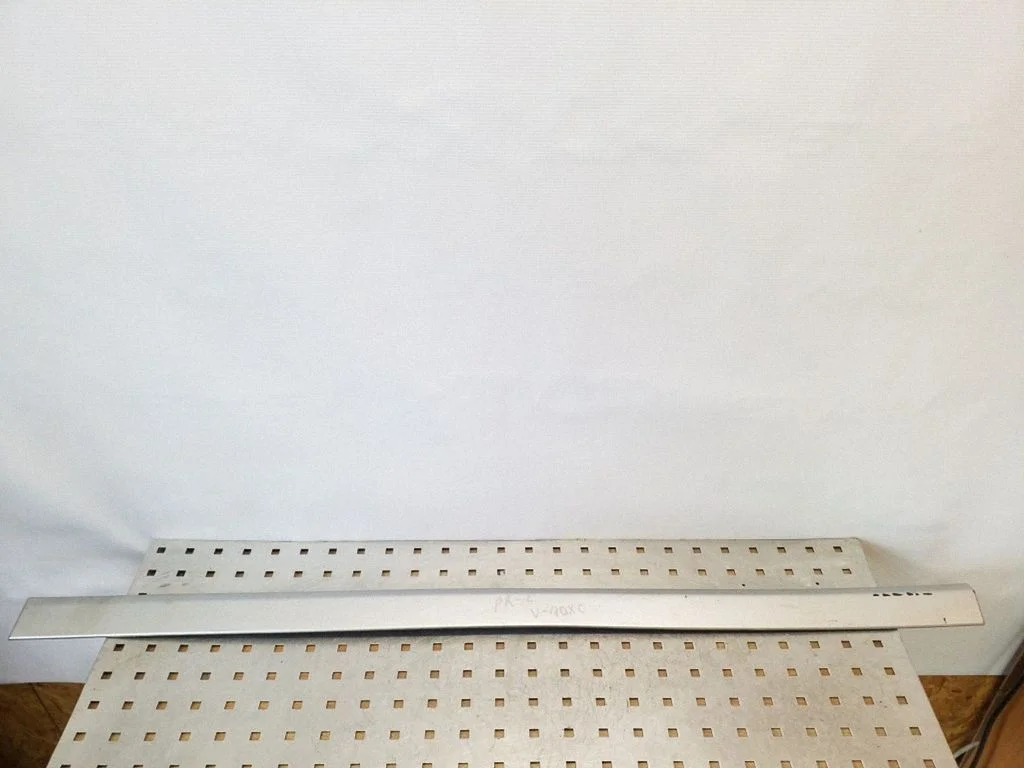 Front door trim (molding) 9151911