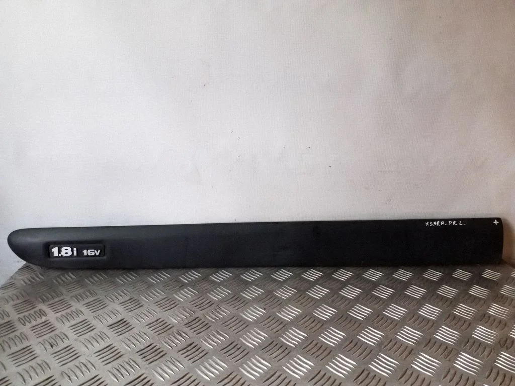 Front door trim (molding) – left