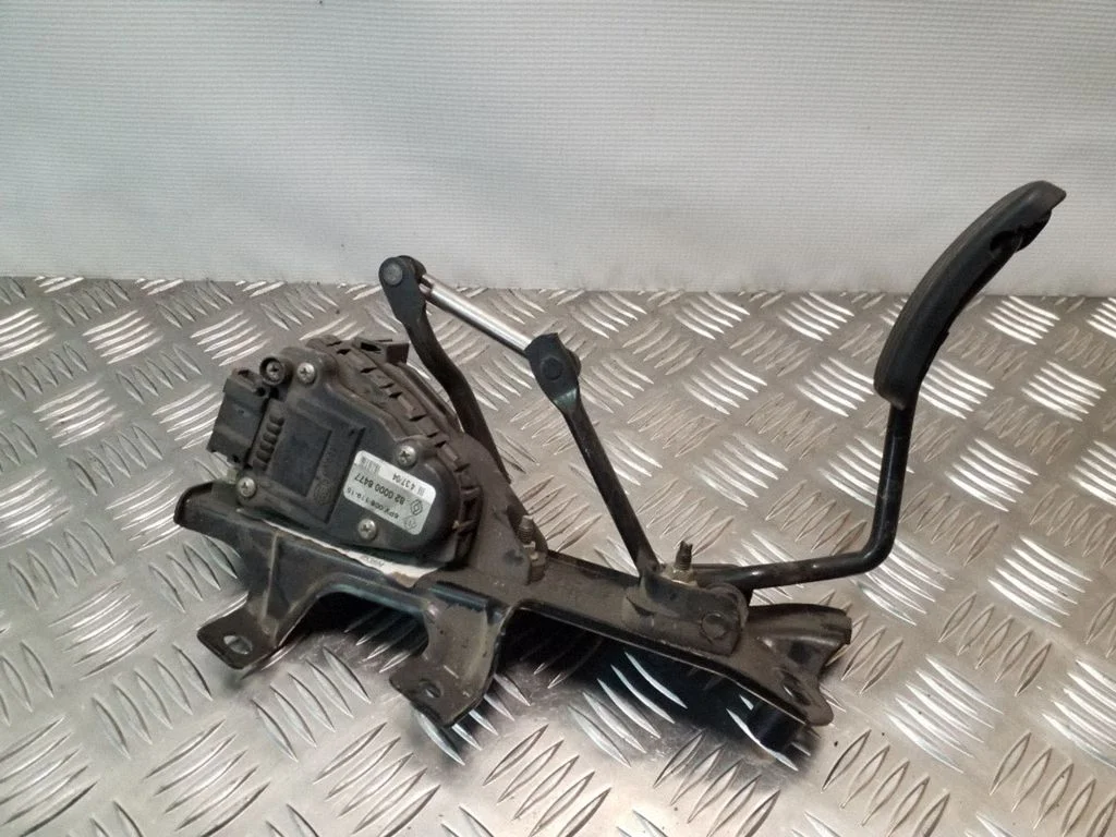 Accelerator throttle pedal – Opel Vivaro (2001-2014)