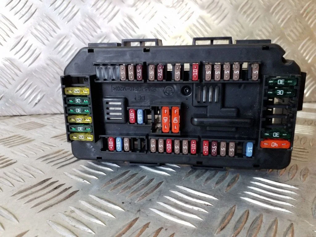 Fuse module – BMW 1 Series F20 F21 (2011-2019)