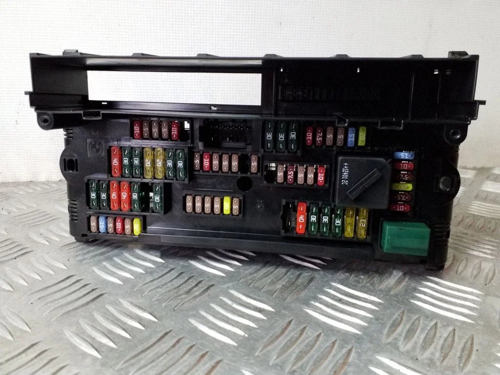 Drošinātāju bloks 9252815