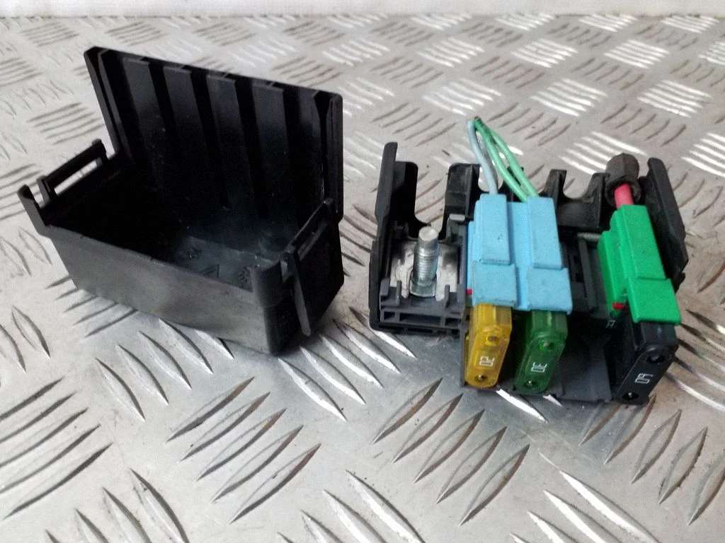 Drošinātāju bloks