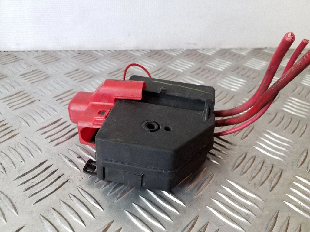 Fuse module – Mercedes-Benz R-Class W251 (2005-2013)