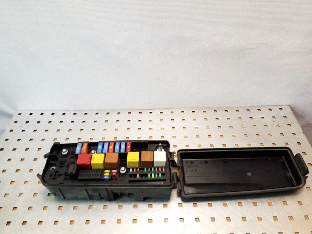 Fuse module – Opel Vectra C (2005-2009)