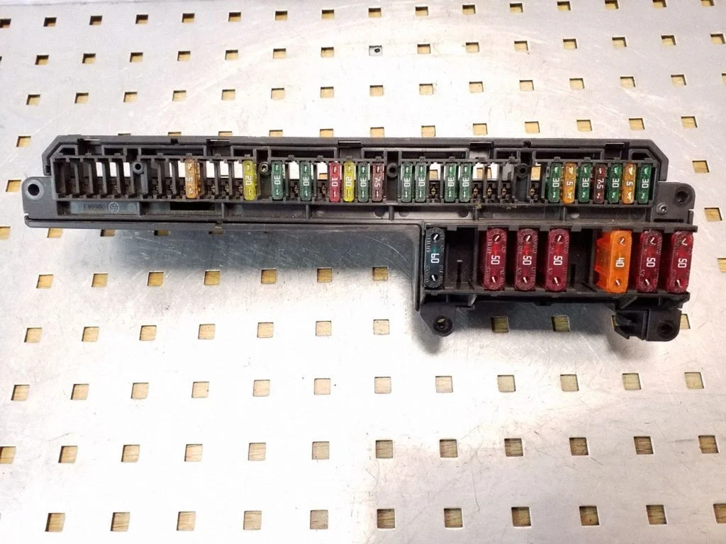 Fuse module – BMW 5 Series E60 E61 (2004-2010)