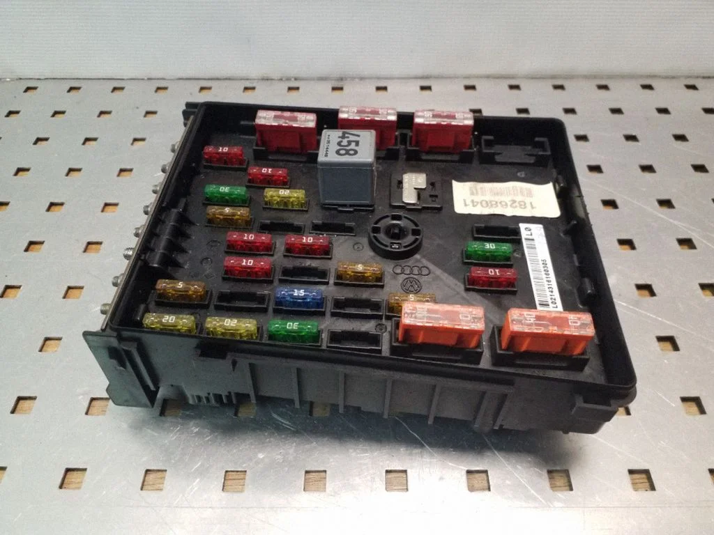 Drošinātāju bloks 3C0971249
