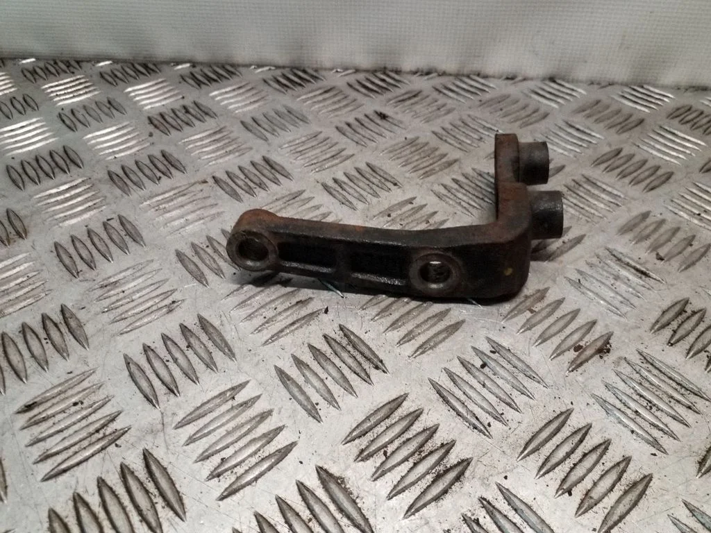 Kita variklio skyriaus detalė