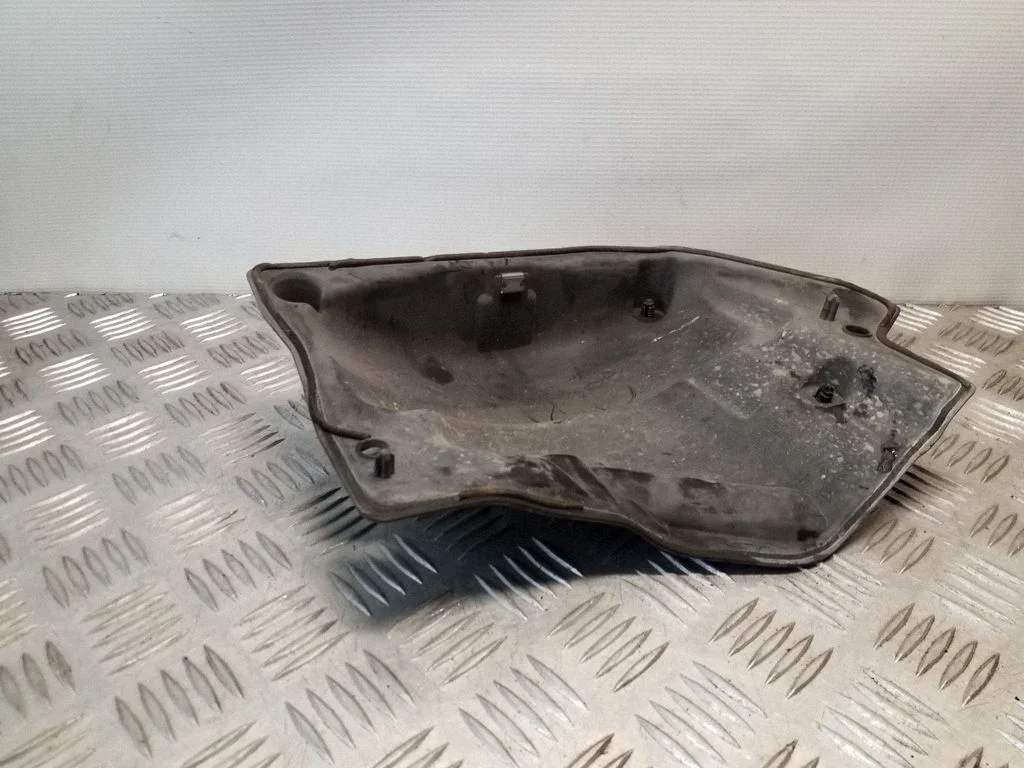 Cita motora nodalījuma detaļa 31298348