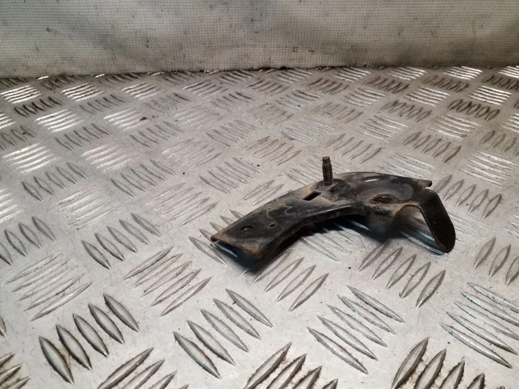 Cita motora nodalījuma detaļa