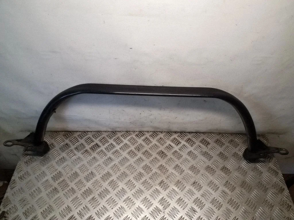 Kita variklio skyriaus detalė