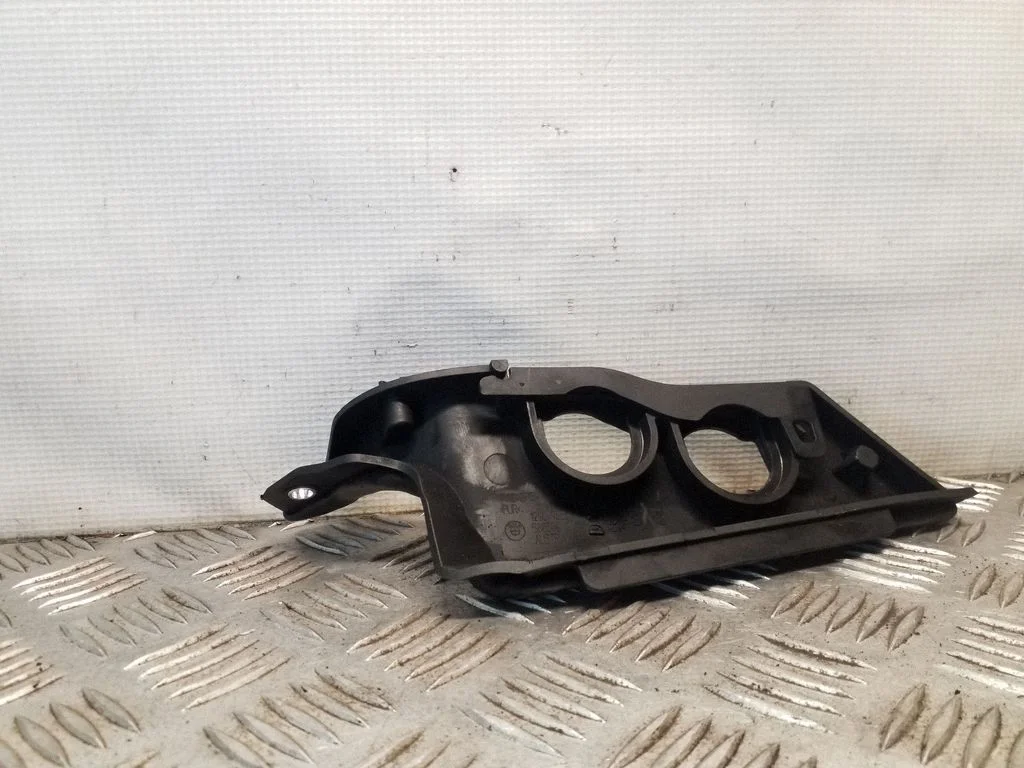 Pozostałe części komory silnika – BMW Seria 5 F10 F11 (2009-2016)