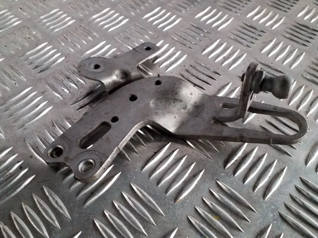 Cita motora nodalījuma detaļa 03L103369AH